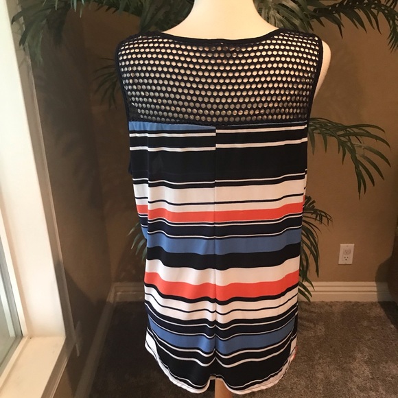 Lavish plus size sleeveless top w/Stretch - Picture 4 of 6